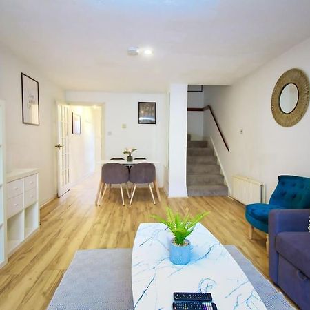 Apartamento Two Bed House Near Kings Cross Londres Exterior foto